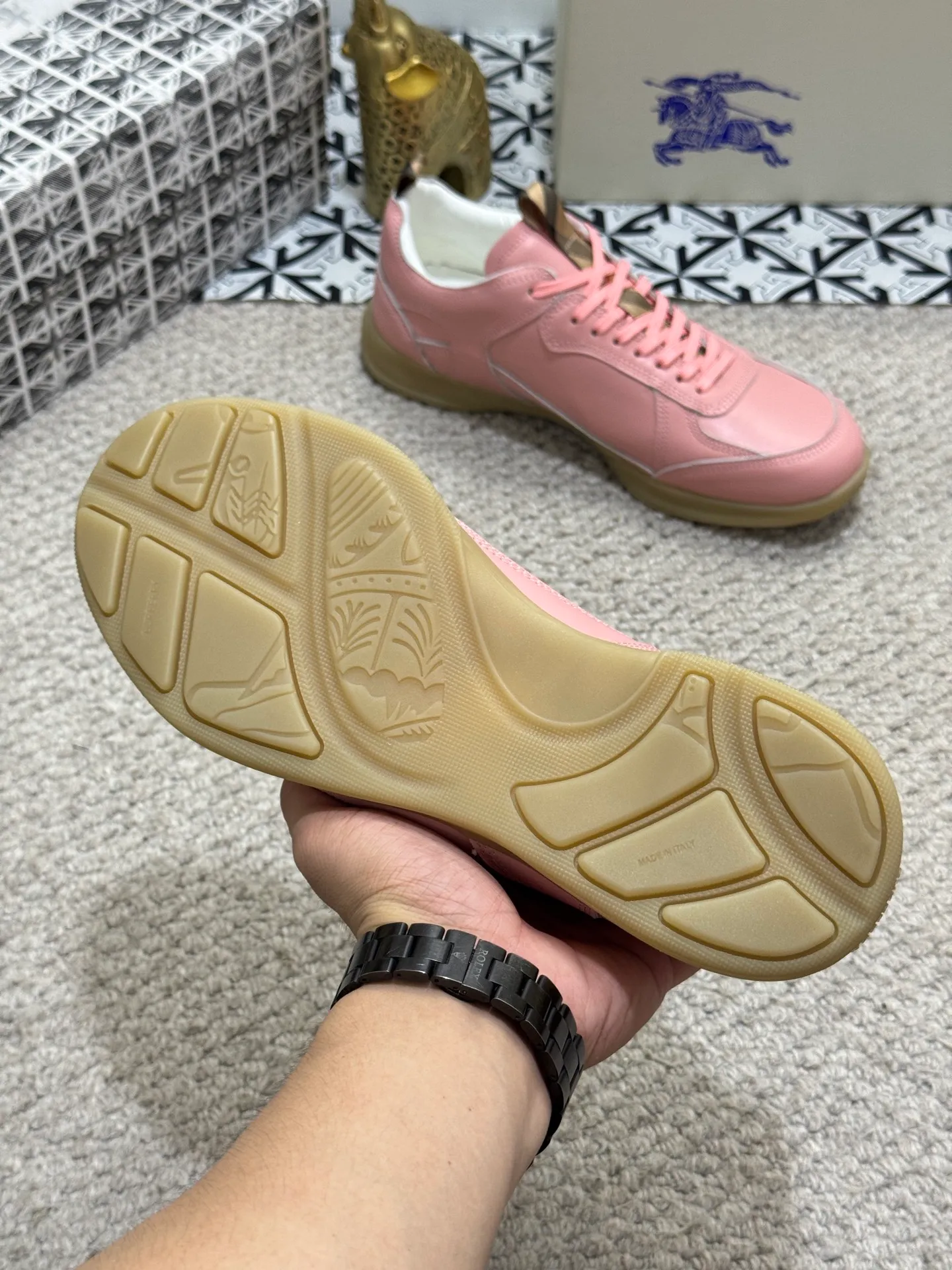 Men's shoes 💰420 [New style] 🐝🐝 [BURBERRY] Burberry - high-end quality original order 🔍🔍🔍 Upper: imported 🔝 calfskin, brand knitted pattern, tongue brand cloth label, lining: sheepskin lining, - outsole: rubber; two-color molded outsole, ultra-high quality control·fine workmanship: highlighted (high-end·luxury·grade) Size :38-44 (45 customized